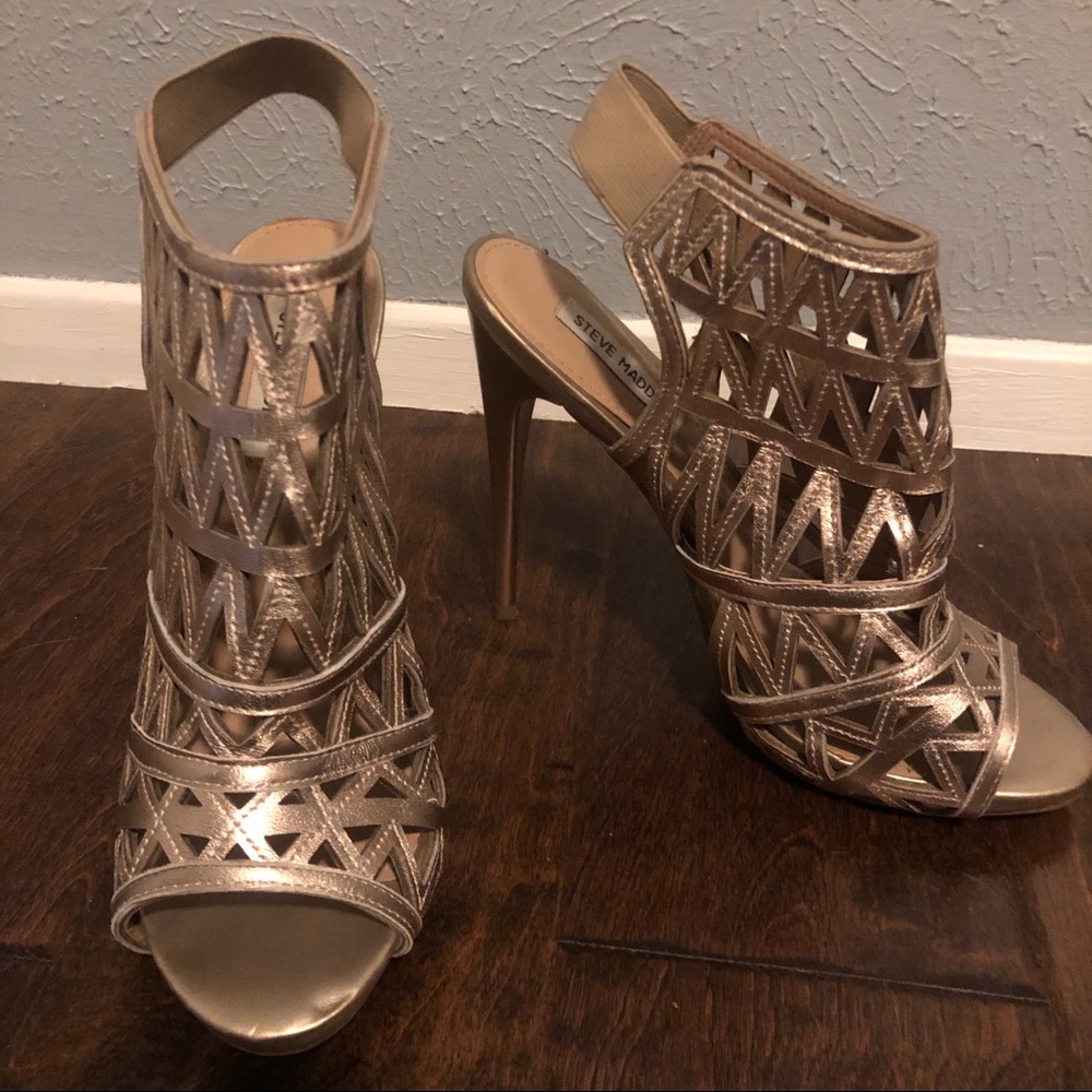 Steve Madden Sling Back Heel Sandals